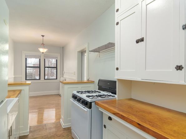 1522 Portland Ave #202