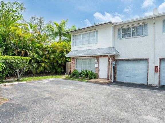 2nd image of 3961 NW 9th Ave #1