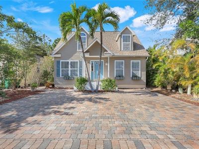 350 Leawood Cir, Naples, FL, 34104