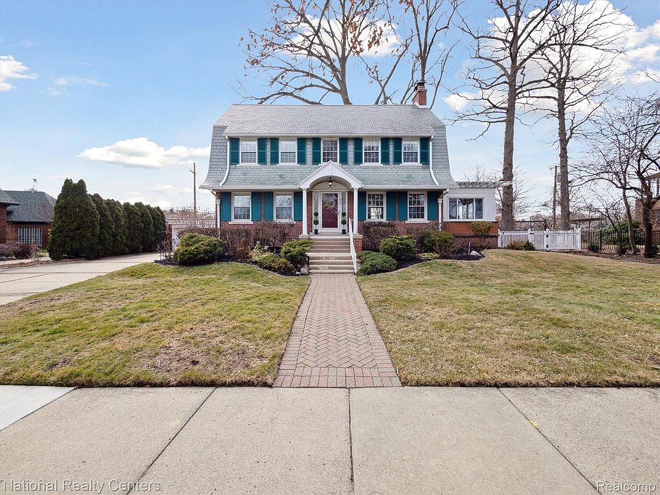 1st image of 422 Hendrie Blvd