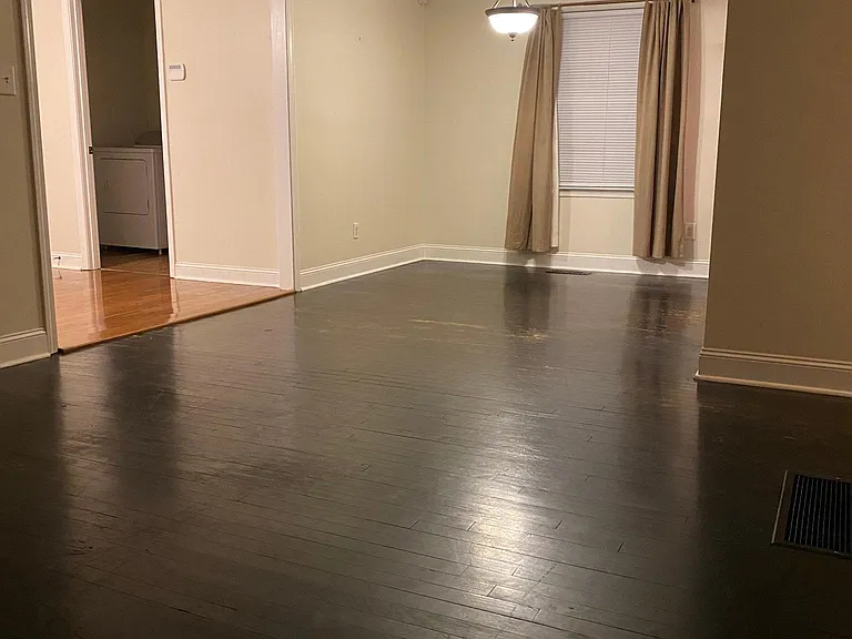 113 Howard St — Photo 12