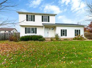 1702 13th St, Silvis, IL 61282