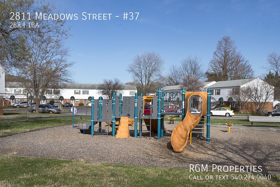 2nd image of 2811 Meadows St NW #37