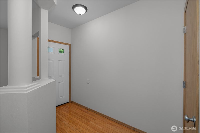 3rd image of 3016 Powder Ridge Street SE