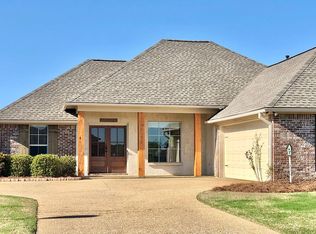 123 Lakeway Dr, Madison, MS 39110
