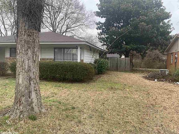 2nd image of 1405 Brentwood Dr