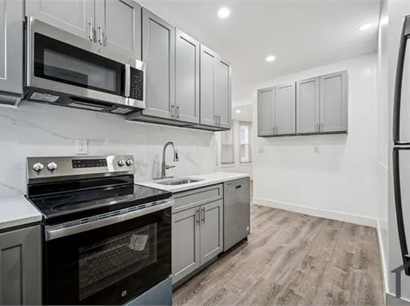 5142 Knox St, Philadelphia, PA 19144