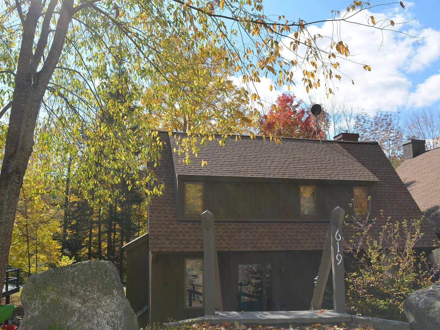 2 bed, 3.0 bath, 1986 sqft, $2,000 — Photo 3