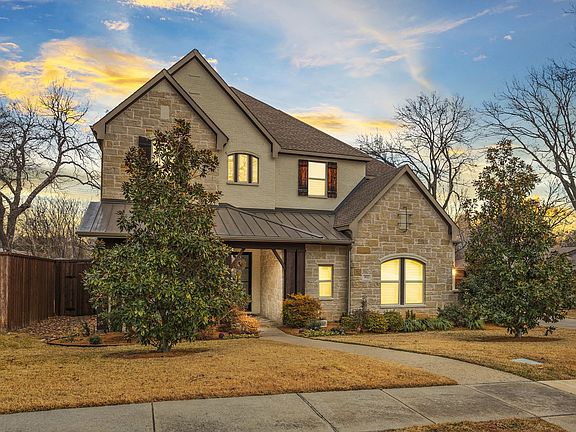 2nd image of 3932 Frontier Ln