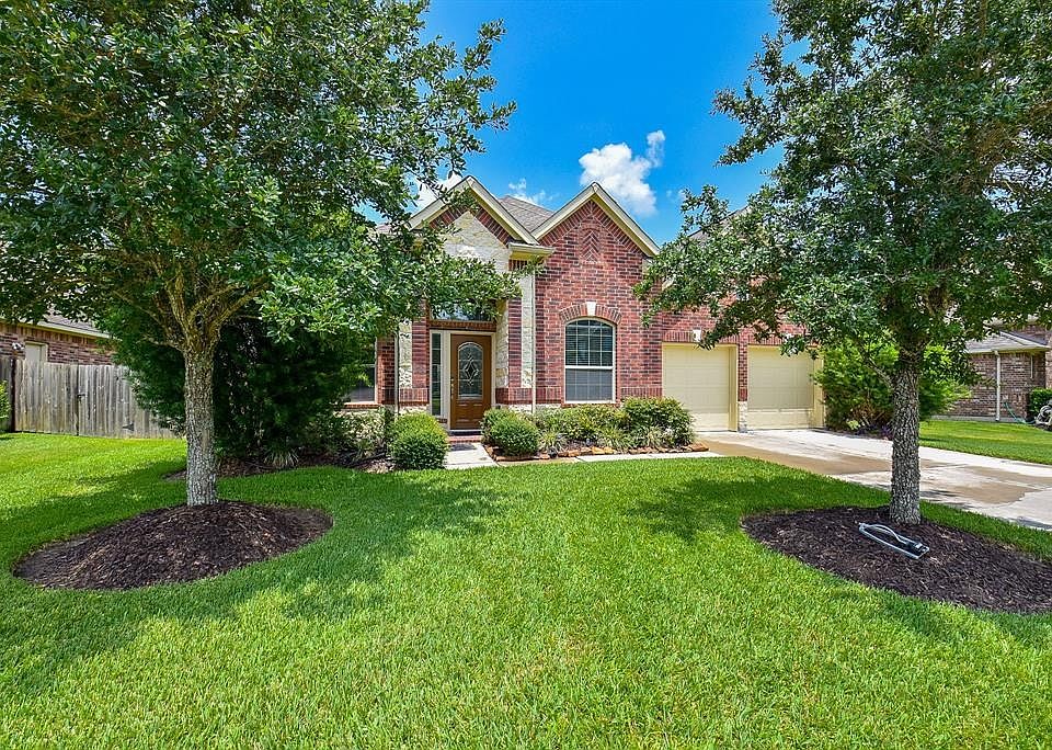 1st image of 12615 Colonial Glen Ct