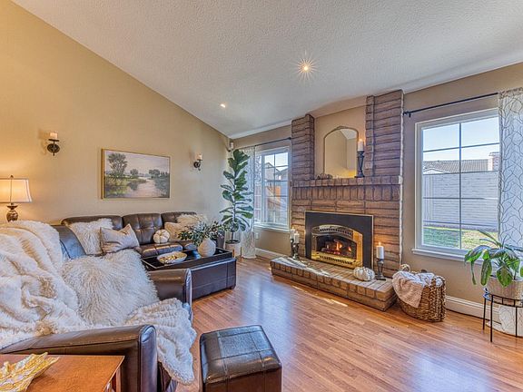 5th image of 21 Geary Cir