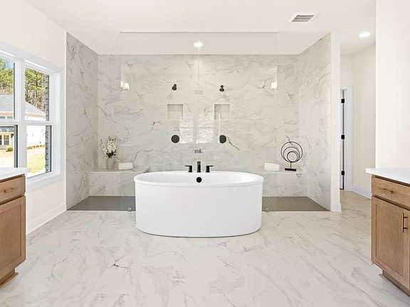 4th image of 2485 Stewart Rd