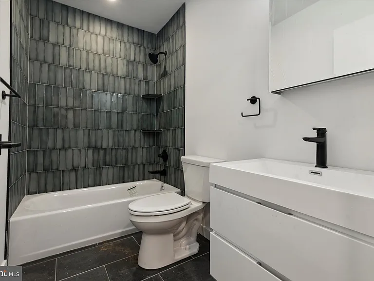 1416 Frankford Ave #206 — Photo 27