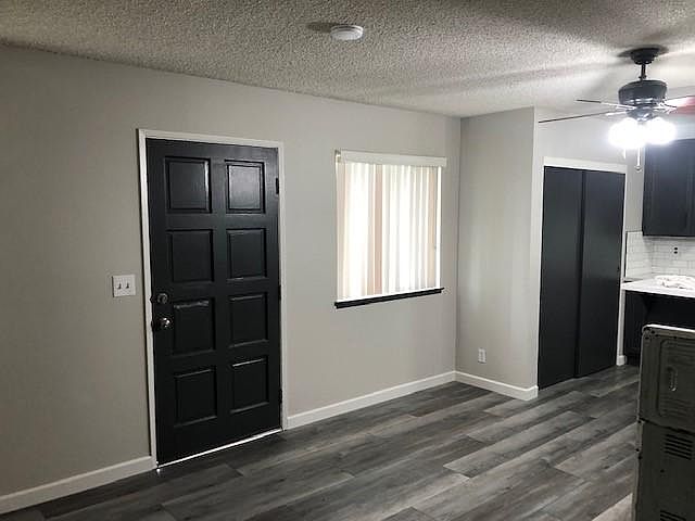 1st image of 554 Avenida De La Plata