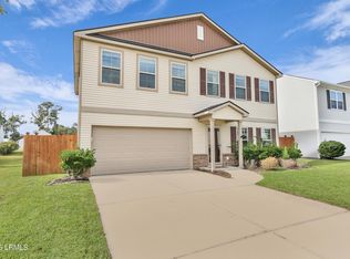 42 Chestnut St, Beaufort, SC 29906