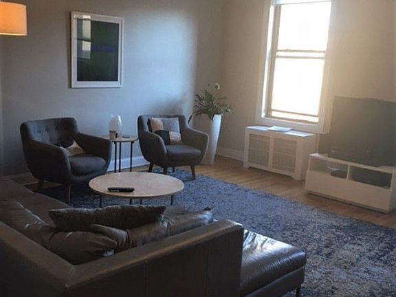 3rd image of 175 W 72nd St APT 8H