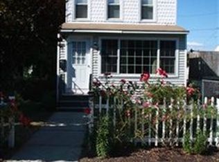 123 2nd St, Watervliet, NY 12189
