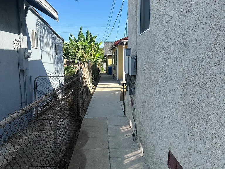 3333 Pepper Ave #2 — Photo 26