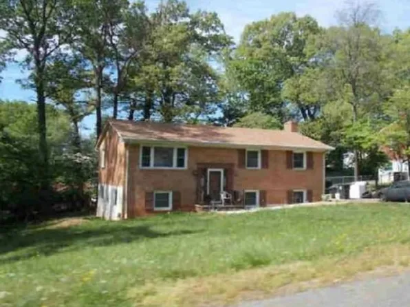 305 Woodway Dr, Lynchburg, VA 24501