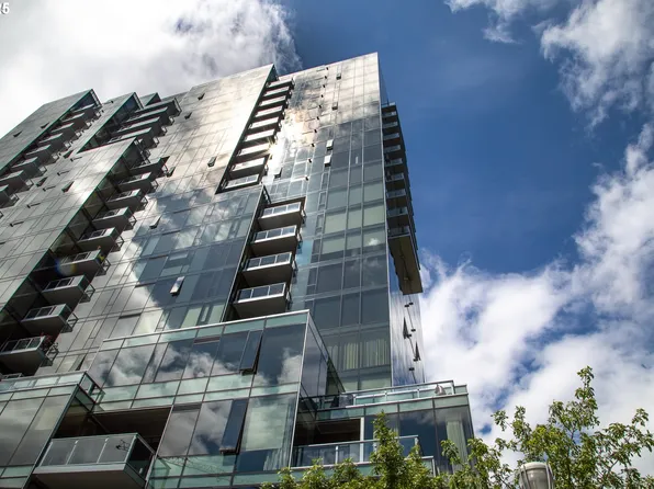 841 SW Gaines St Unit 802, Portland, OR 97239