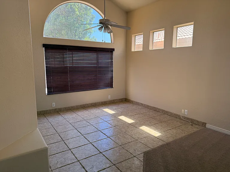 5165 W Linda Ln — Photo 10