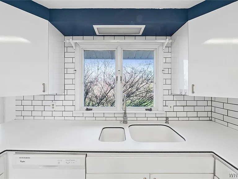 40 Tristan Ln — Photo 15