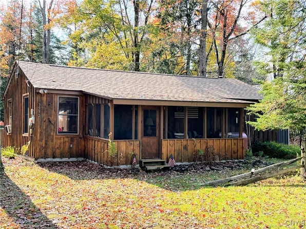 7532 Gulf Brook Dr, Remsen, NY 13438