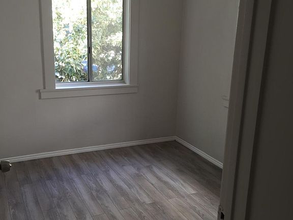 4th image of 1125 Manzanita St #1/2
