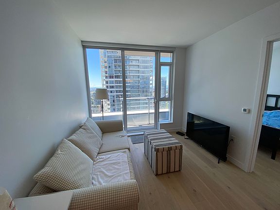 5th image of 6000 McKay Ave #3203