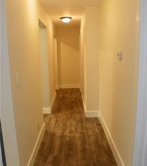 1067 N Winton Rd — Photo 7