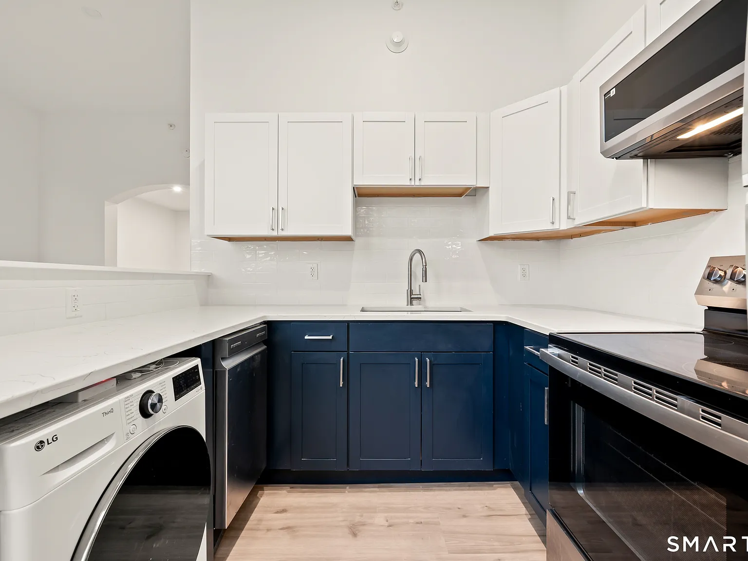 542 Main St — Photo 4