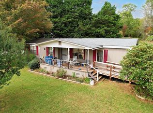 1587 Old Murphy Rd, Franklin, NC 28734