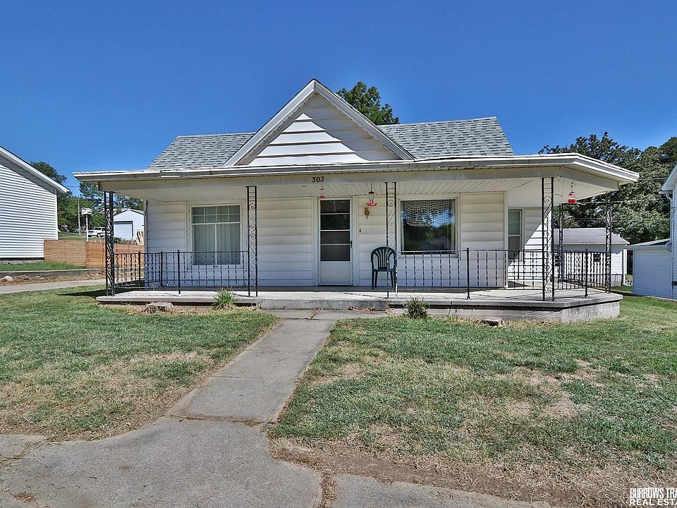 302 W P St, Weeping Water, NE 68463 Zillow