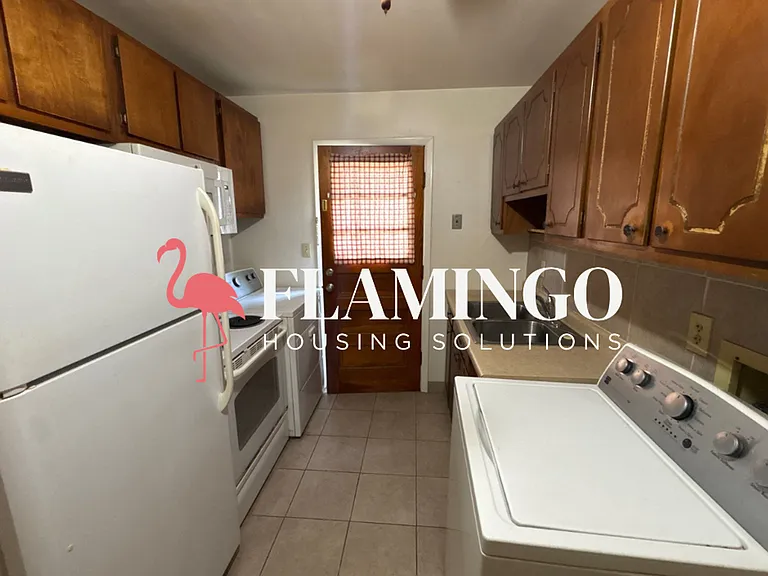 4315 Sheller Ave — Photo 4