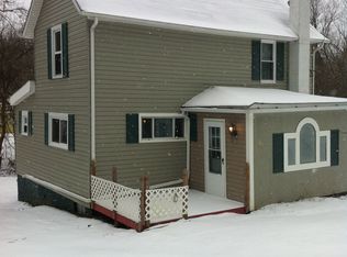 165 Roby St, Adena, OH 43901