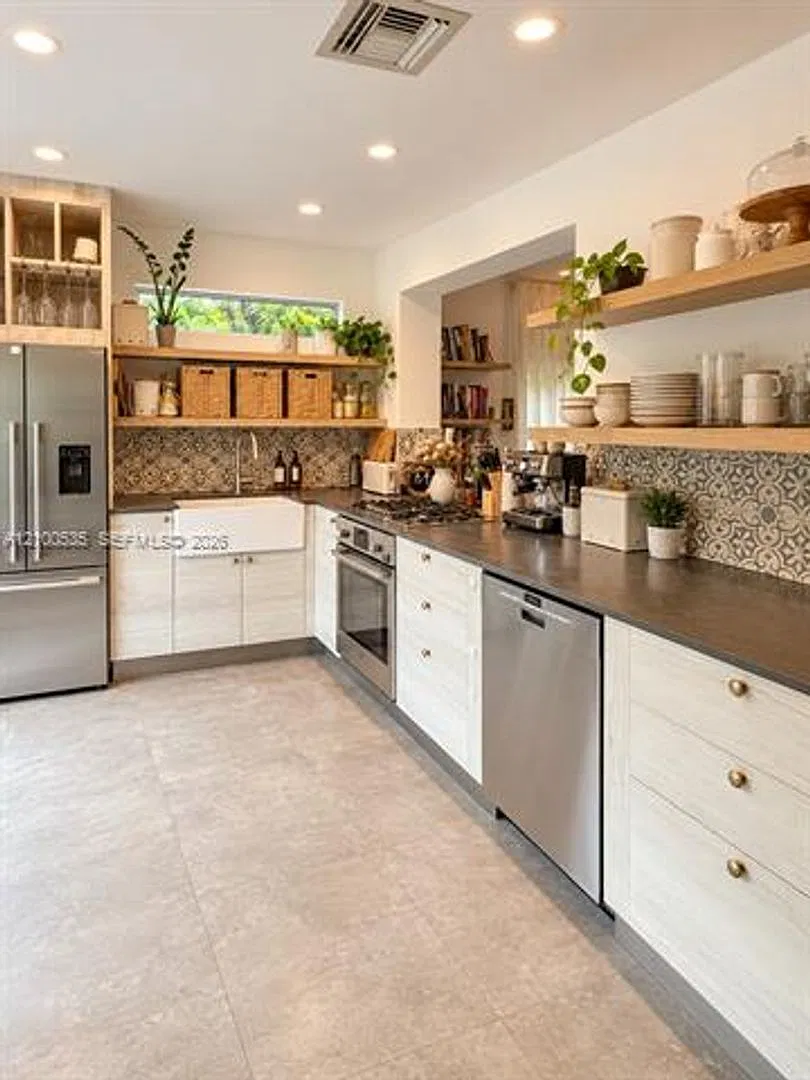 7504 Adventure Ave # 7504, North Bay Village, FL 33141 — Photo 1