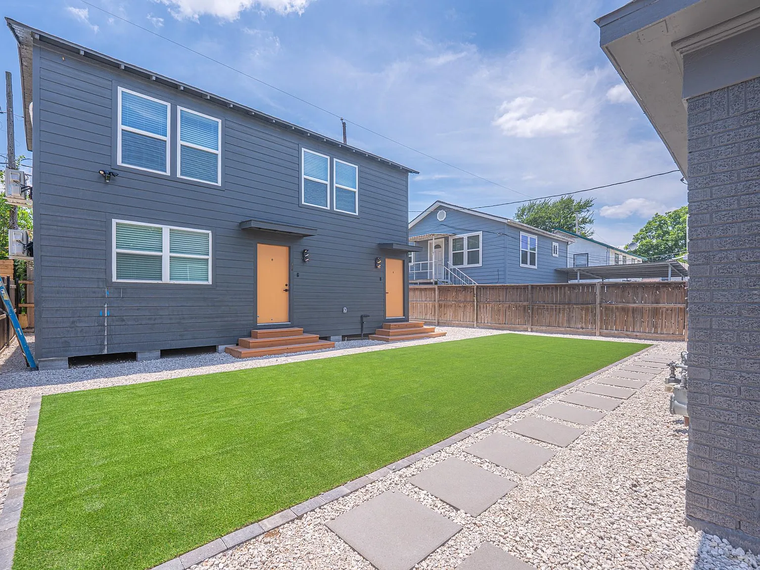 1 bed, 1.0 bath, 1485 sqft, $1,150 — Photo 2