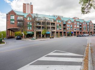 121 Woodbridge Ave #404, Vaughan, ON L4L 9E3