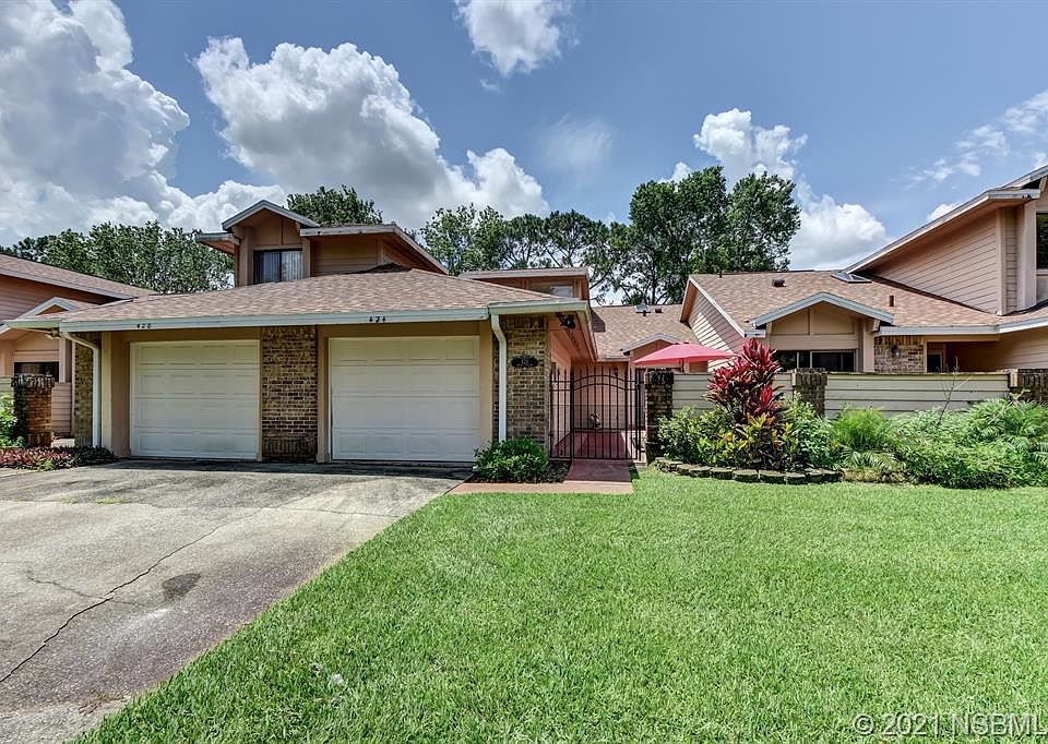 1st image of 424 Brown Pelican Dr