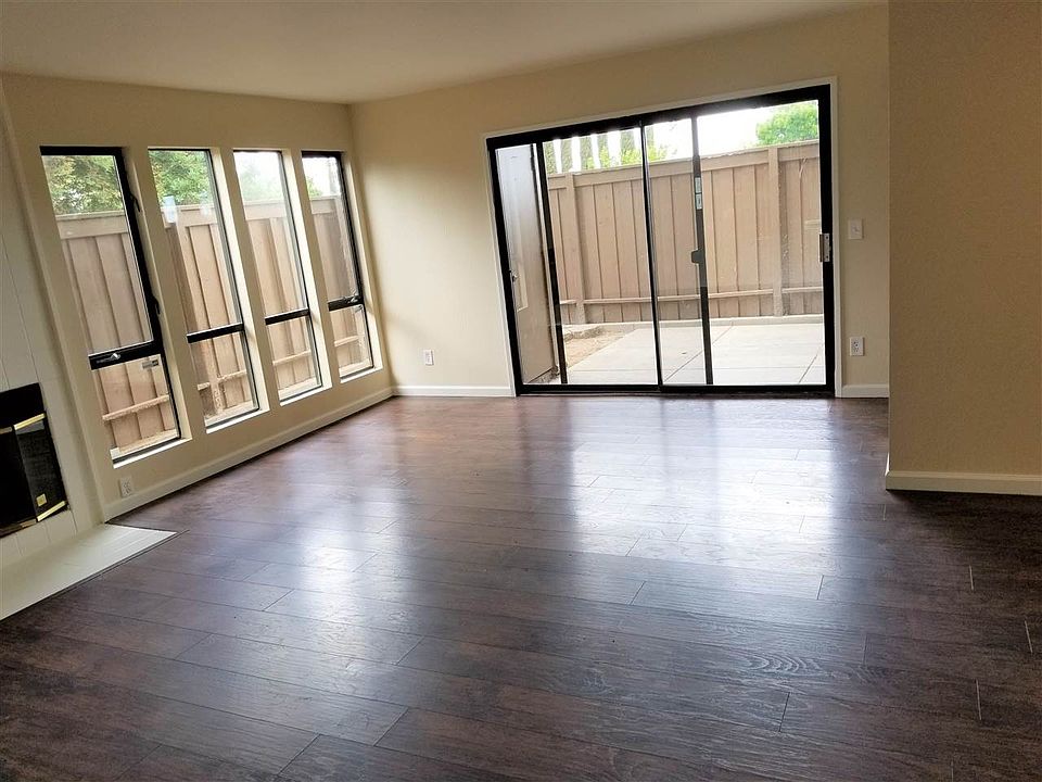 1st image of 2400 Sunny Ln APT 19