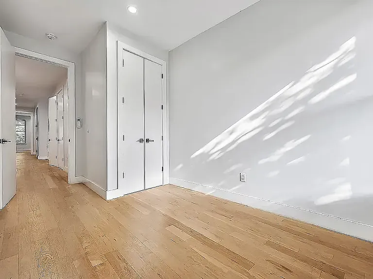 99 Clinton Ave #2 — Photo 2