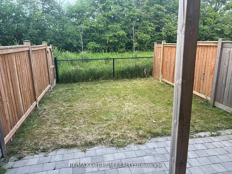 11 Autumnwood Ave #6 — Photo 22
