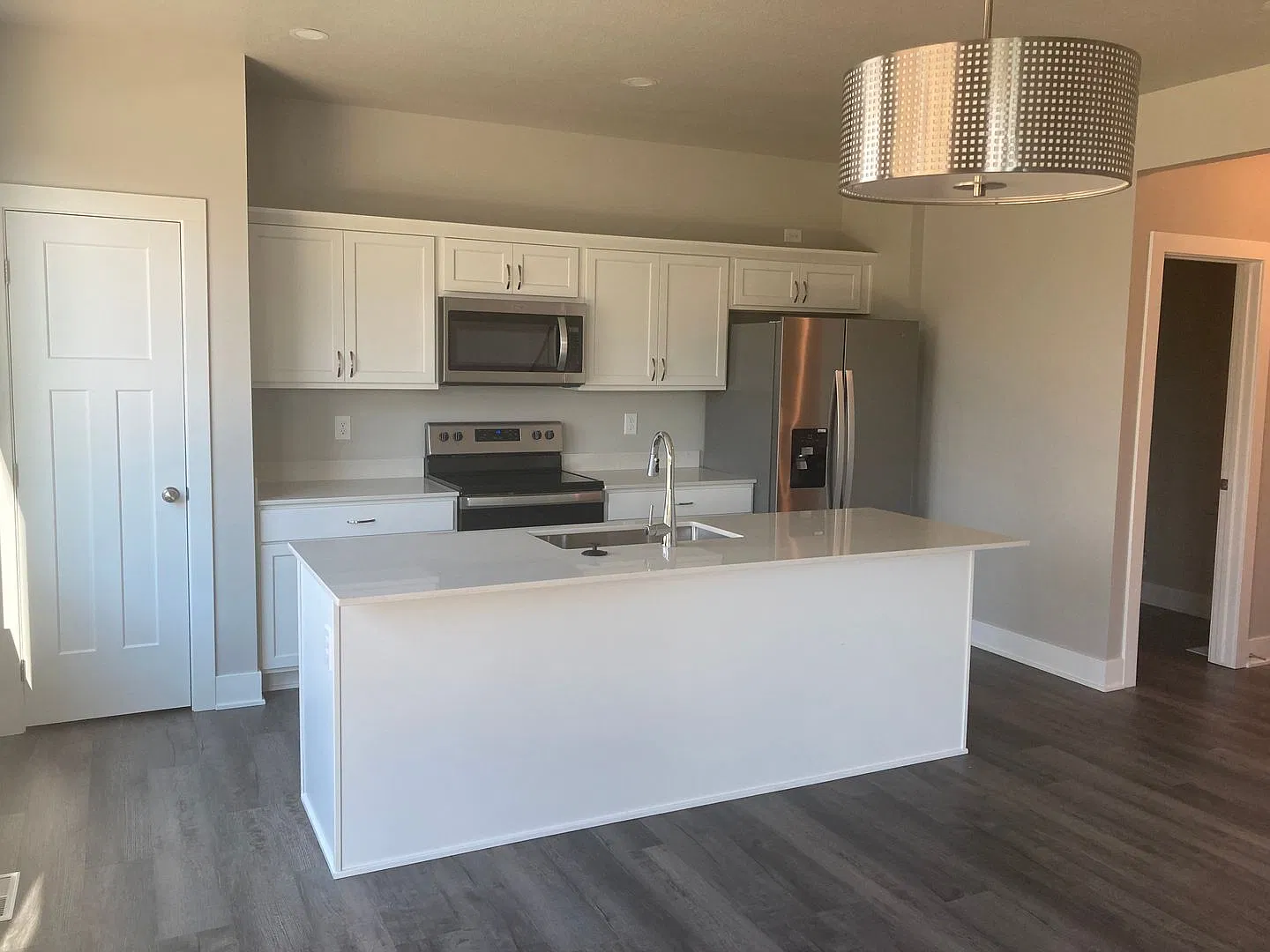 3 Bedroom, 2.5 Bathroom, New Construction Urbandale Home — Photo 4
