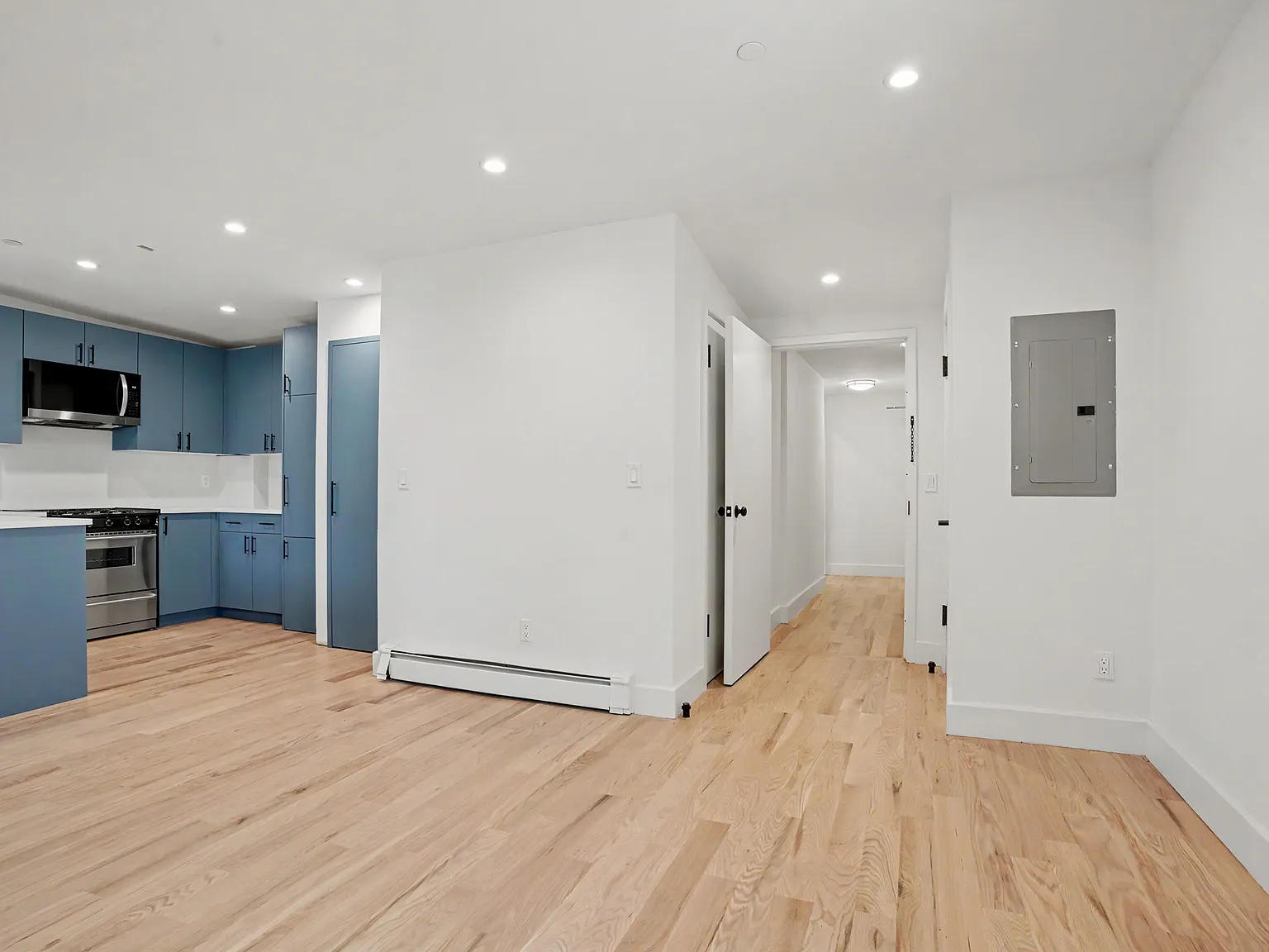 1 bed, $3,650 — Photo 4