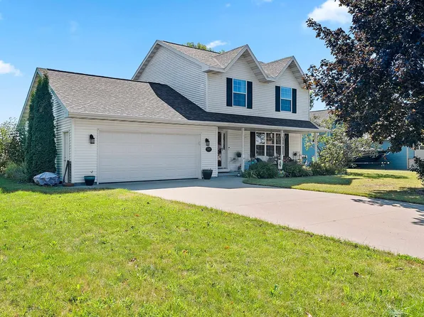 N8972 Lilac Rd, Menasha, WI 54952