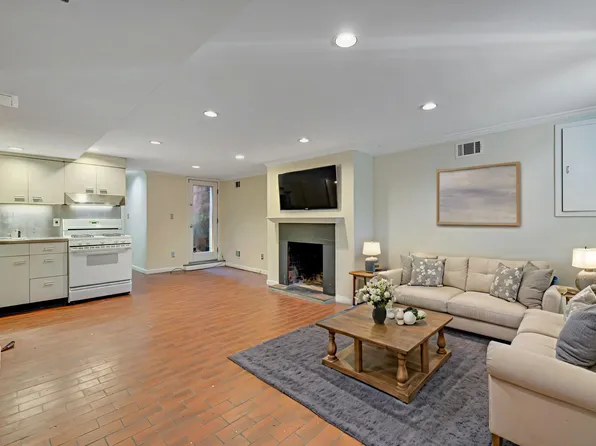 308 11th St SE, Washington, DC 20003