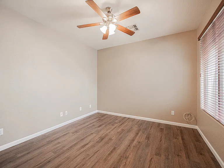 6539 W Jomax Rd — Photo 27