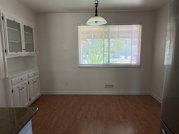 4th image of 669 Clipper Way