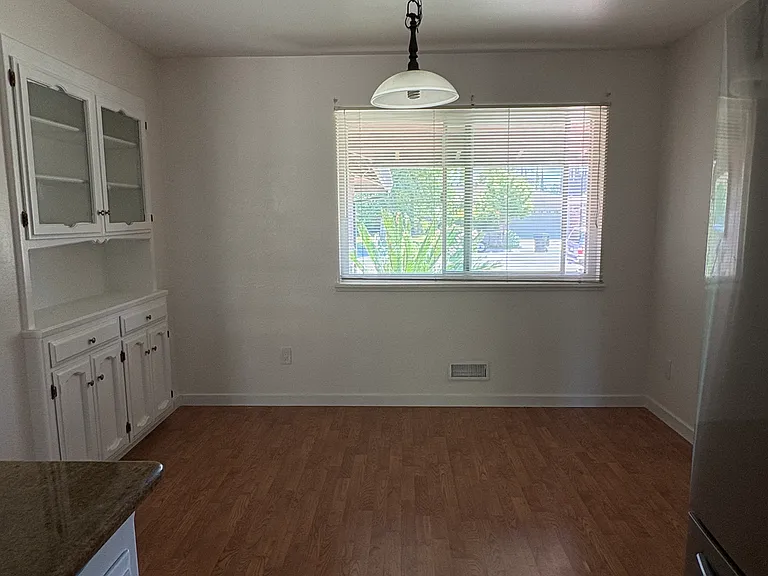 669 Clipper Way — Photo 4