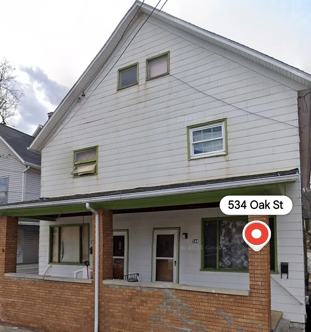3 bed, $850 — Photo 1